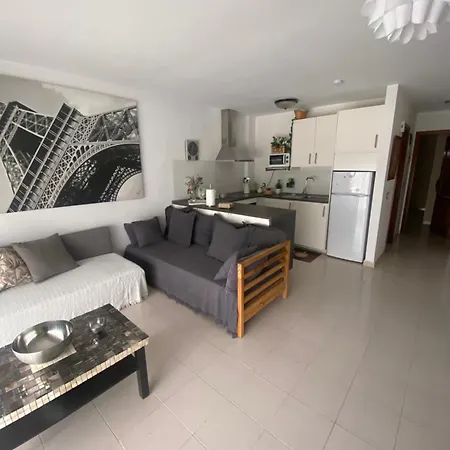 Tagara Puerto de Santiago (Tenerife)