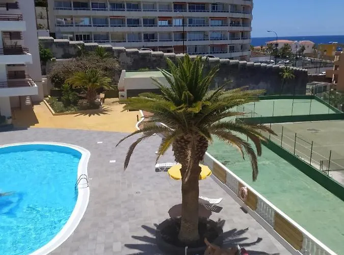 Tagara Puerto de Santiago (Tenerife)